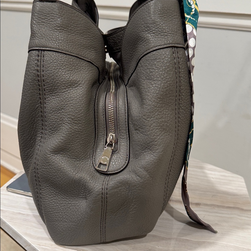 Coach Bag Lexy Gray Leather Shoulder Bag - Picture 6 of 17